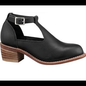 Red wing heritage size 10 Ida black leather